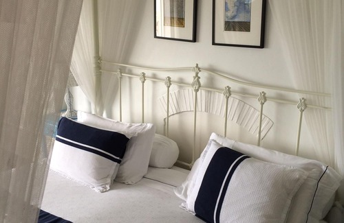 St. James Bed & Breakfast | Blue On Blue Bed and Breakfast