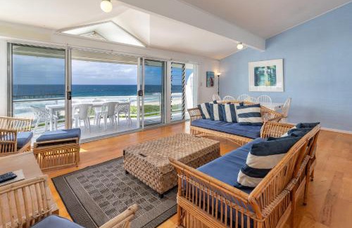 Boomerang Beach House | Blue Pacific