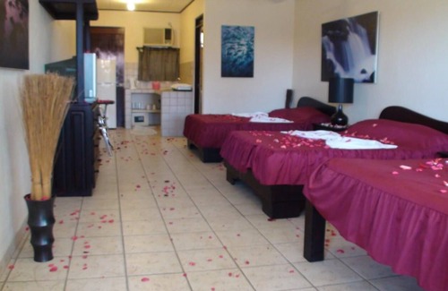 Jaco Hotel | Blue Palm Hotel