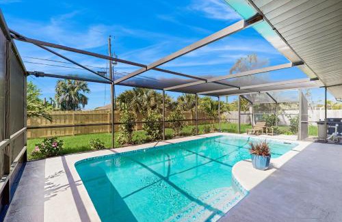 Englewood East House | Blue Pearl