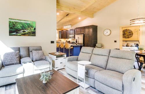 Copperhill House | Blue Ridge Adventure Base Grill, Play, Explore!