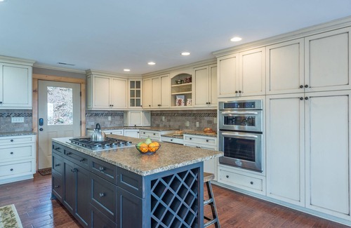 Weaverville House | Blue Ridge Bliss | Mountain Home with Hot Tub & Stunning Views!