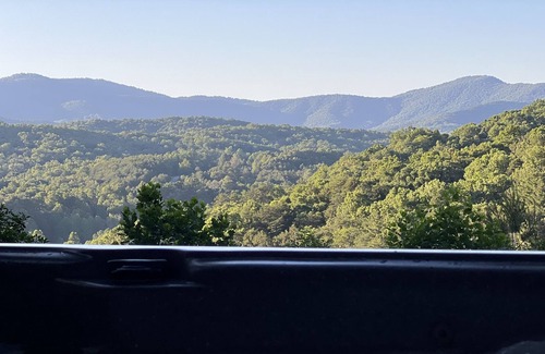 Ridgeline Vistas Cabin | Blue Ridge Mountain Views, Hot Tub, Game Room, Firepit, King Suites, Sleeps 9