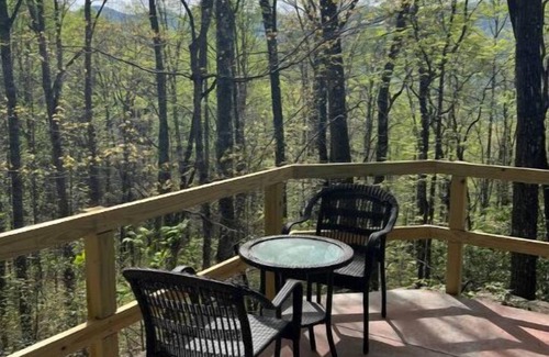 Cullowhee Cabin | Blue Ridge Mountain retreat