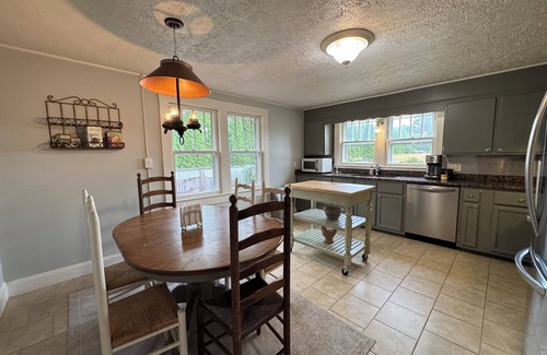 Candler Cottage | Blue Ridge mountain views over a flowing meadow, hot tub, stars, private garden