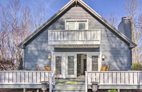Mill Spring House | Blue Ridge Retreat with Mountain Views and Deck