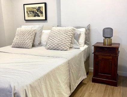 Iturrialde House | Blue Room 25