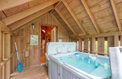 Logan House | Blue Rose Cabins - Country Cottage