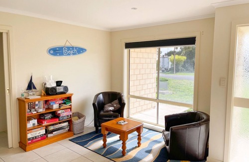 Waterhouse House | Blue Sands - Located within 500 meters of Robe's famous Long Beach.