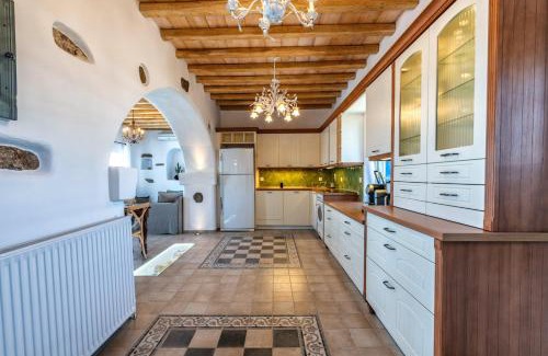 Faros Armenistis Villa | Blue Serenity Villa