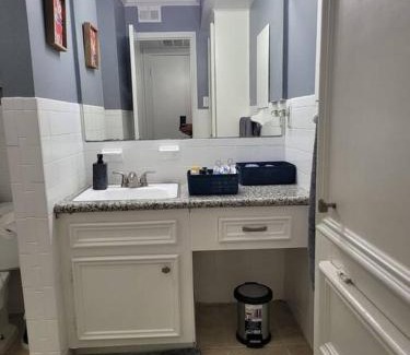 Neartown Apartment | Blue Shark *E3* @ Midtown Cozy 1BR King Suite