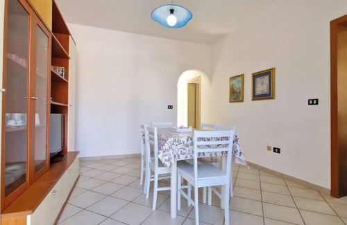 Lido Marini Ski Chalet | Blue Sky Cottage just a few steps from the beach