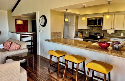 Wailea House | Blue Sky Escapes Vacation Home w/big Oceanviews, Pool, Jacuzzi, 5min to beach