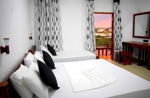 Mahasenpura Hotel | Blue Sky Hotel Yala