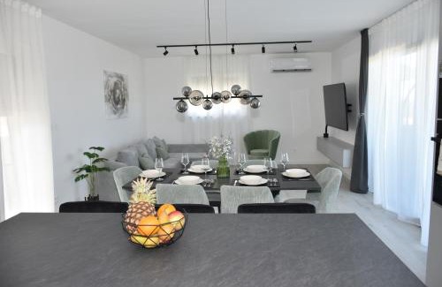 Podstrana Apartment | Blue Sunset