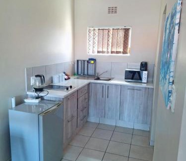 Gonubie Apartment | Blue Unit Haven at Sea Breeze Manor