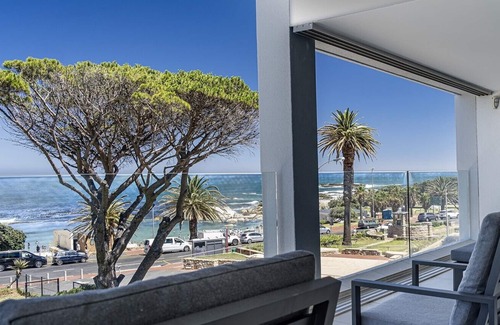 Camps Bay Villa | Blue Views Penthouse Beachfront Apartments