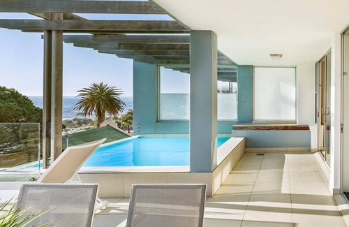Camps Bay Villa | Blue Views Penthouse Beachfront Apartments