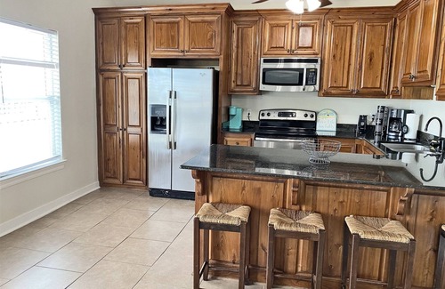 Grand Isle House | Blue Water Villa A - Lemonade Escapade - Beach Access - Island Realty