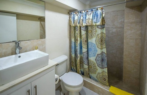 Rockley Apartment | Blue Waters 25 5 Bedroom Apts