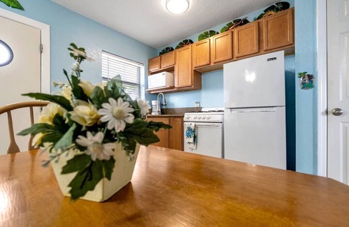 Clearwater Beach Hotel | Blue Wave Suites: Make Waves in Clearwater Beach