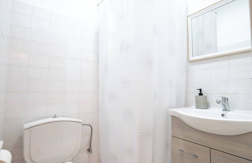 Ixia House | Blue Wave Suites - Ixia