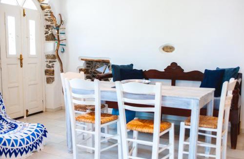 Galini House | Blue & White: An Absolute Aegean dream house