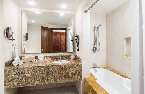 Ejidal Resort | BlueBay Grand Esmeralda All Inclusive