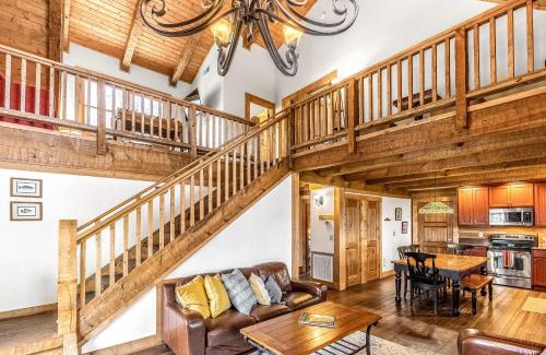 Franklin House | Bluebeary Bungalow