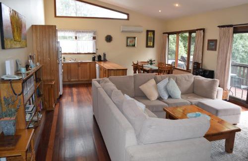 Leura House | Bluebell Cottage
