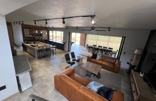 Kareeberg House | Bluebell House 799