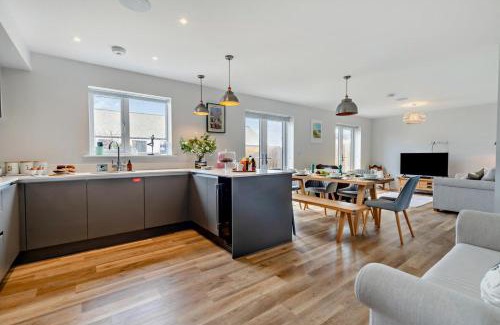 Crantock House | Bluebell House