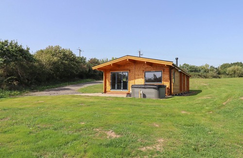 Sticklepath Cottage | Bluebell Lodge