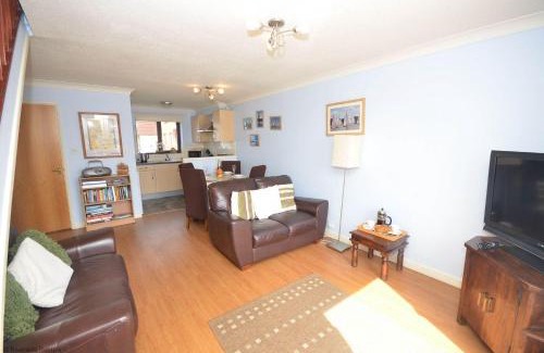Horning House | Bluebell Lodge