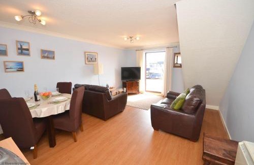 Horning House | Bluebell Lodge
