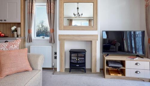 South Cerney House | Bluebell Lodge