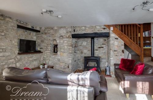 Weymouth House | Blueberry Cottage