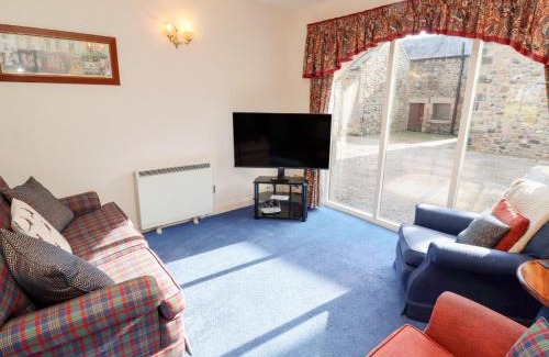 Akeld House | Blueberry Cottage