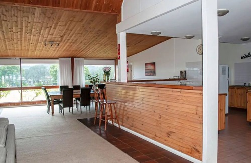 Lovedale House | Bluebush Estate - 11 Bedrooms - In the heart of Lovedale Hunter Valley!