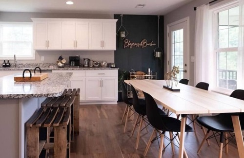 Nazareth House | Bluegrass & Bourbon - a Peaceful Retreat & Hangout