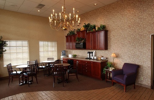 Lexington Hotel | Bluegrass Extended Stay Hotel
