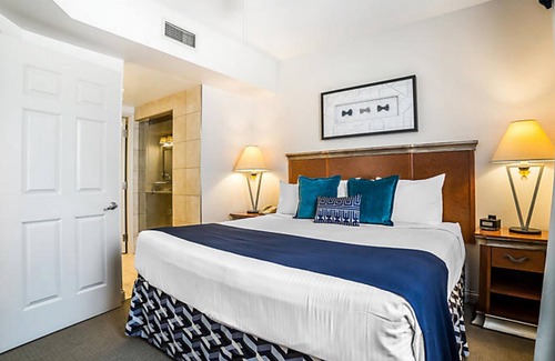 Las Vegas Resort | Bluegreen Club 36, 2 Bedroom Condo, Free WiFi and Parking