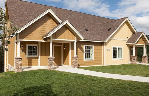 Cullowhee Condo | Bluegreen Club Lodges at Trillium | 2BR Villa