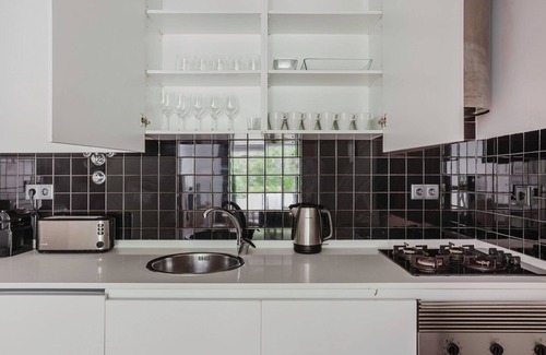 Sao Joao de Deus Apartment | Blueground | Areeiro, furnished, washer, a/c