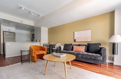 Court House Apartment | Blueground | Clarendon, fitness center, nr Arlington Cemetery