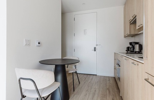 Prospect Heights Apartment | Blueground | Clinton Hill, pool, gym & AC, nr park