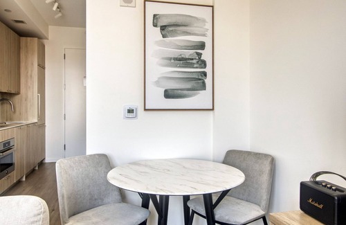Clinton Hill Apartment | Blueground | Clinton Hill, rooftop pool, nr Pratt Institute