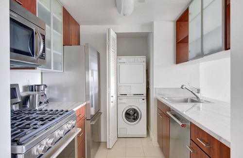 Upper East Side Apartment | Blueground | East Harlem, pool, nr Central Park