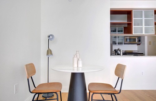 Upper East Side Apartment | Blueground | East Harlem, pool, nr Central Park