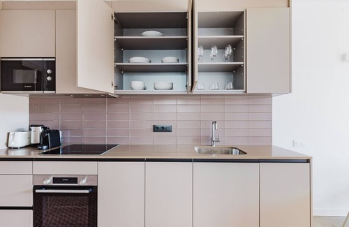 Sant Pere House | Blueground | El Born, elevator & w/d, nr Parc